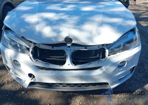 2016 BMW X5 Sdrive35I z USA, uszkodzony, nr VIN 5UXKR2C57G0R70650